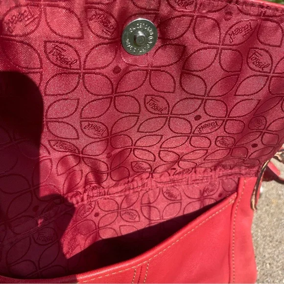 Fossil Red Leather Women's Bag - Picture 9 of 12